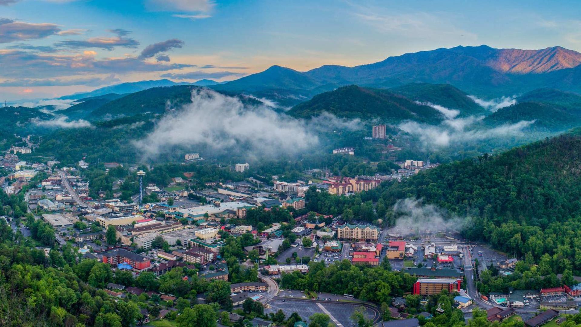Little Smoky Retreat , 3 Bedroom , Close To Downtown Gatlinburg And Pigeon Forge ภายนอก รูปภาพ